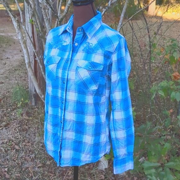 Cowgirl Hardware Arena Shirt Turquoise/White Plaid w/ Embroidered Yoke Snap Butt - Picture 2 of 14